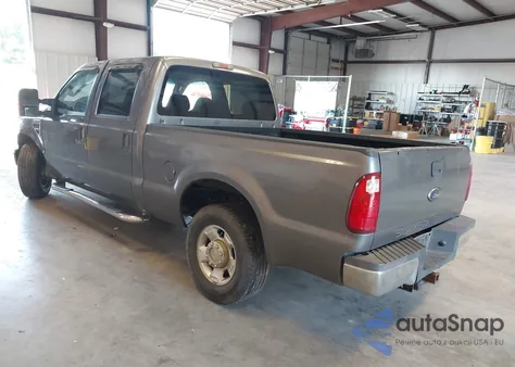 2010 Ford F-250 King Ranch/Lariat/Xl/Xlt z USA, uszkodzony, nr VIN 1FTSW2A54AEA84406